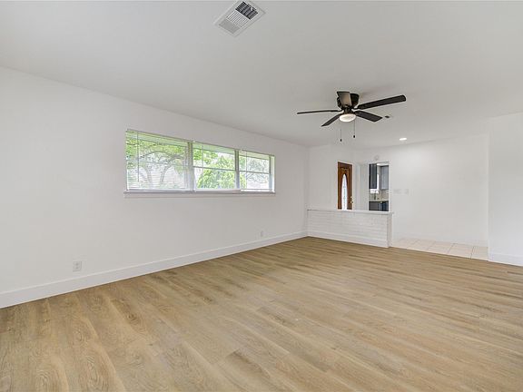 4th image of 7543 Wilmerdean St