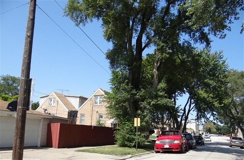 2nd image of 5537 S 73rd Ave