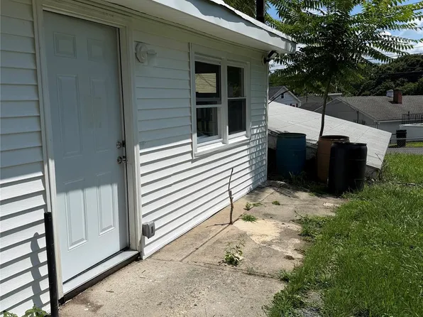 50 S Montgomery St, Walden, NY