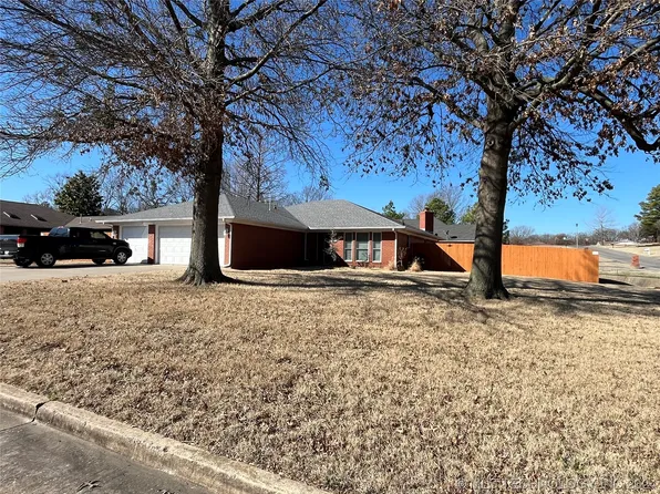 2501 Pelican Dr, McAlester, OK 74501