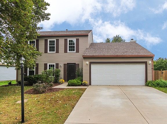 2nd image of 104 Kensington Dr