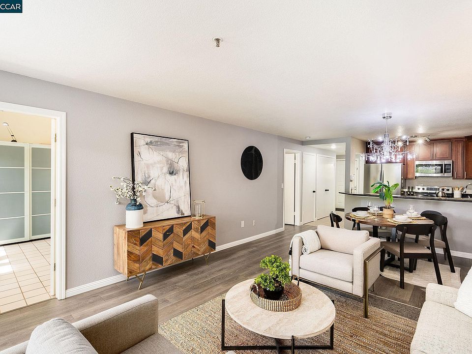 1st image of 1722 S Villa Way
