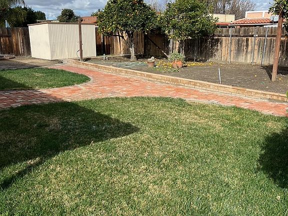 5th image of 41700 Nordal Ave