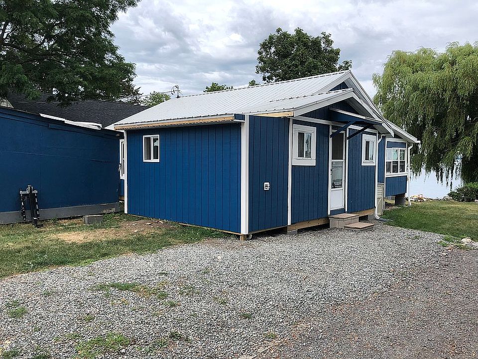 2nd image of 26890 Fire Road 7