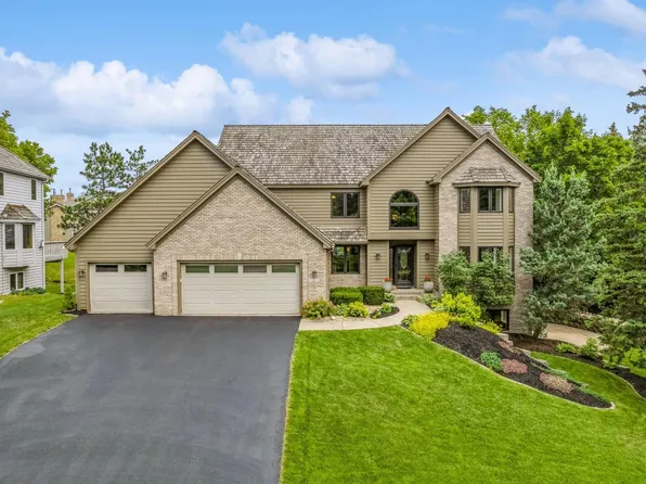 11011 Yukon Cir, Bloomington, MN 55438