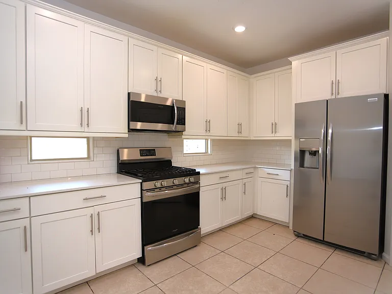 9210 W Willow Bend Ln — Photo 11