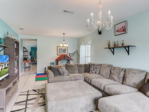 3rd image of 23624 Companero Dr