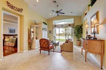 Home For Sale In Villaggio