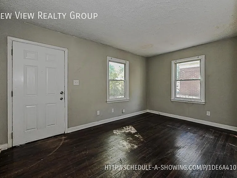 1900 Lasalle St #2 — Photo 3
