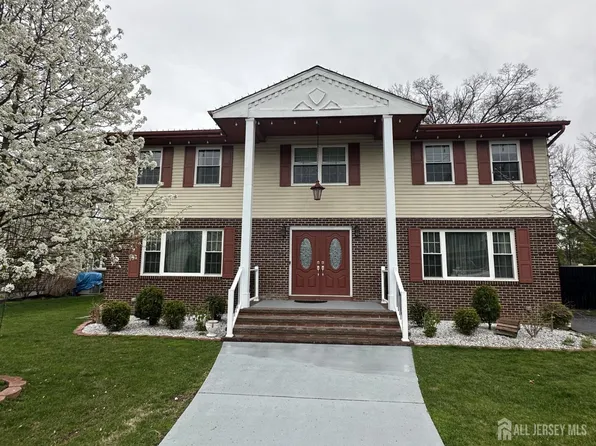 741 S Middlesex Ave, Colonia, NJ 07067