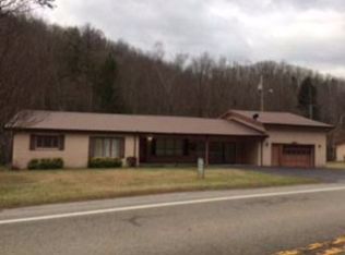 10397 Elkhorn Crk, Ashcamp, KY 41512