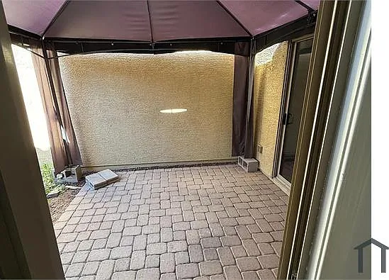 4752 E Laurel Ave — Photo 5
