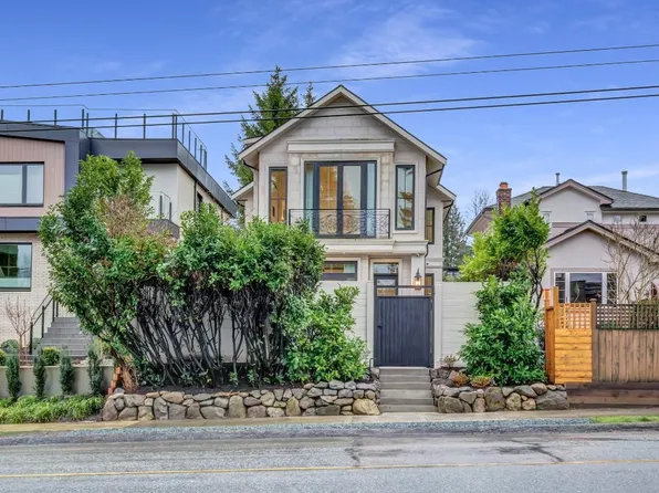 4454 W 4th Ave, Vancouver, BC V6R 1R1