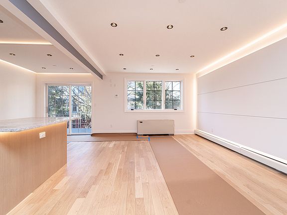 5th image of 21-74 42nd St #2R