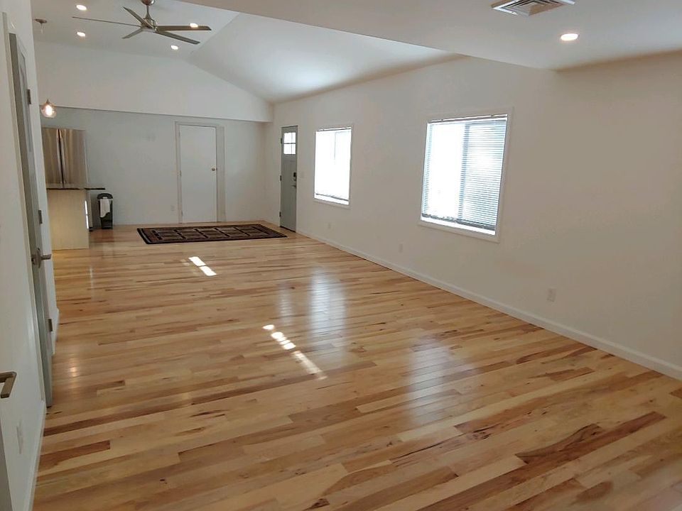 3 Whittier Dr Seabrook, NH Zillow Apartments for Rent in Seabrook