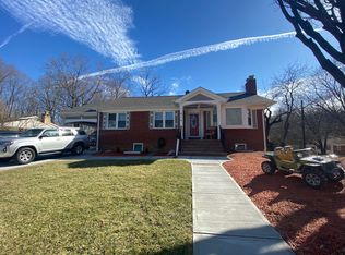 915 Daleview Dr, Silver Spring, MD 20901