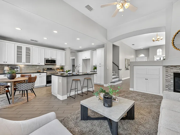 107 Lembi Dr — Photo 10