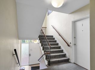 Beautiful quiet one bedroom one bath with great closet space-, Berkeley, CA 94709