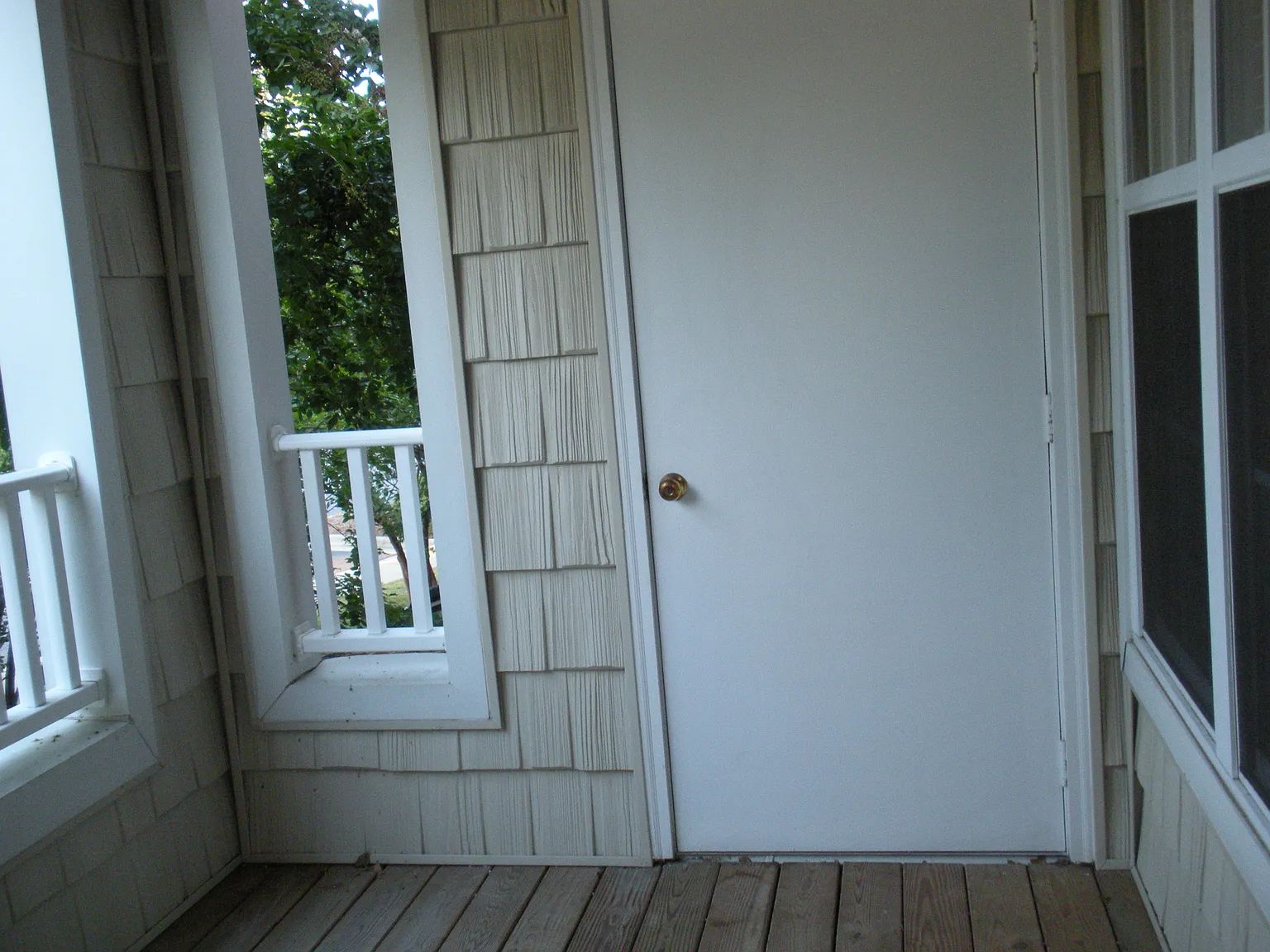 2 bed, 1100 sqft, $1,675 — Photo 2