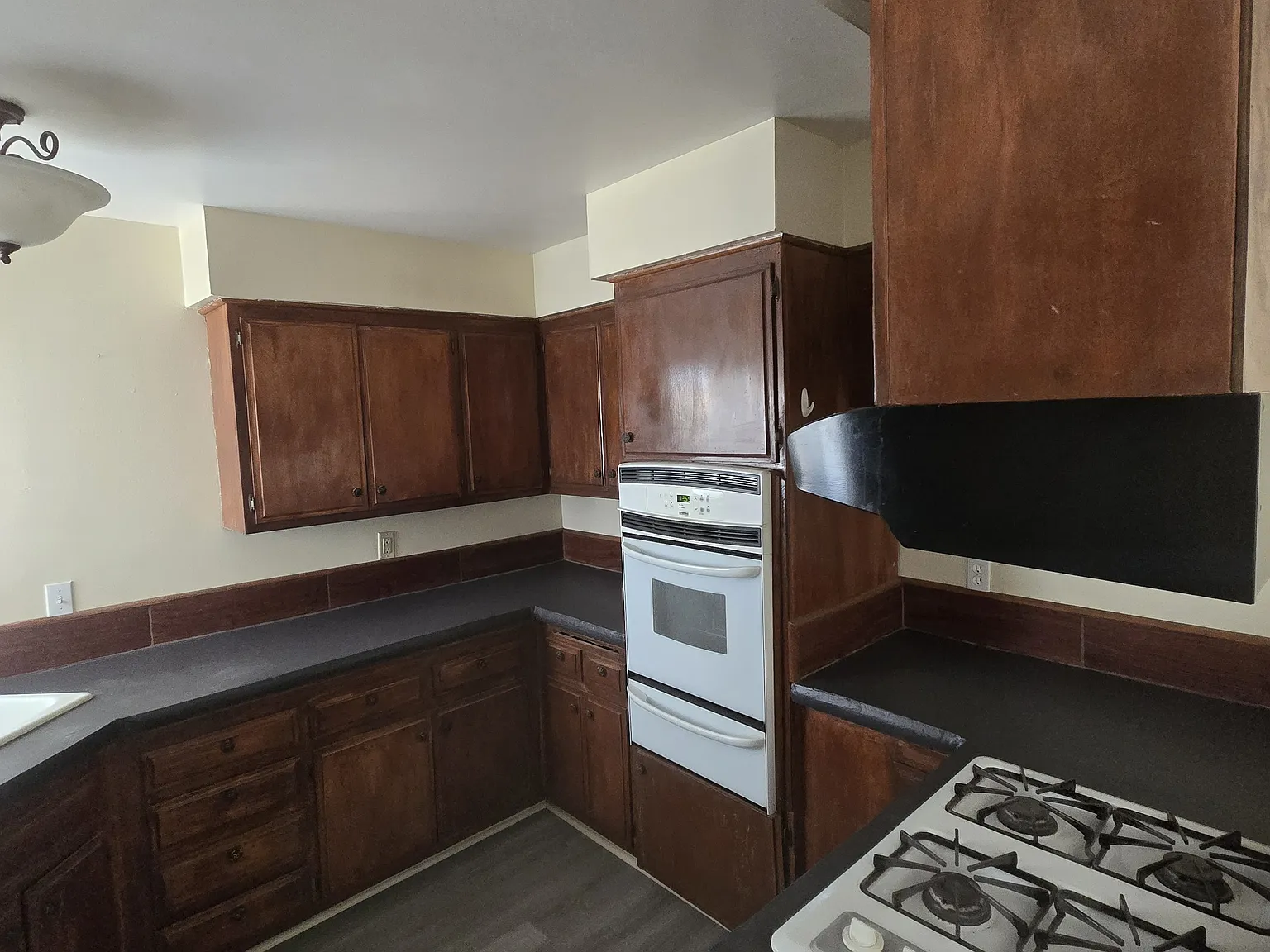 3 bed, 1342 sqft, $1,675 — Photo 4