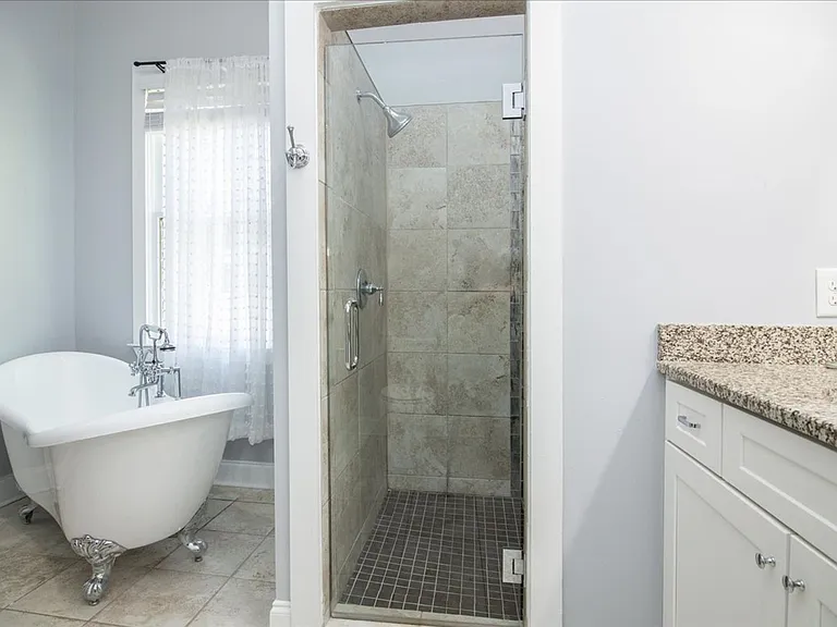 1755 Lyle Ave — Photo 27