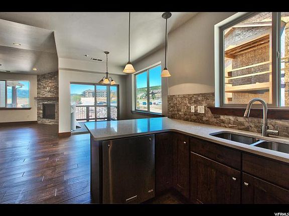 5th image of 1261 W Black Rock Trl #39E