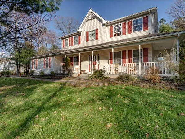 273 Ramblewood Dr, Saylorsburg, PA 18353