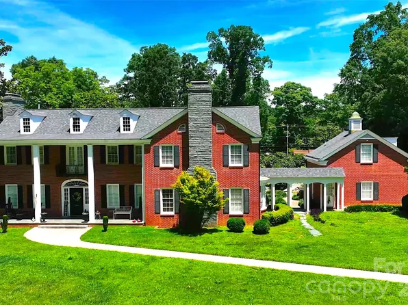 1035 Pee Dee Ave, Albemarle, NC 28001