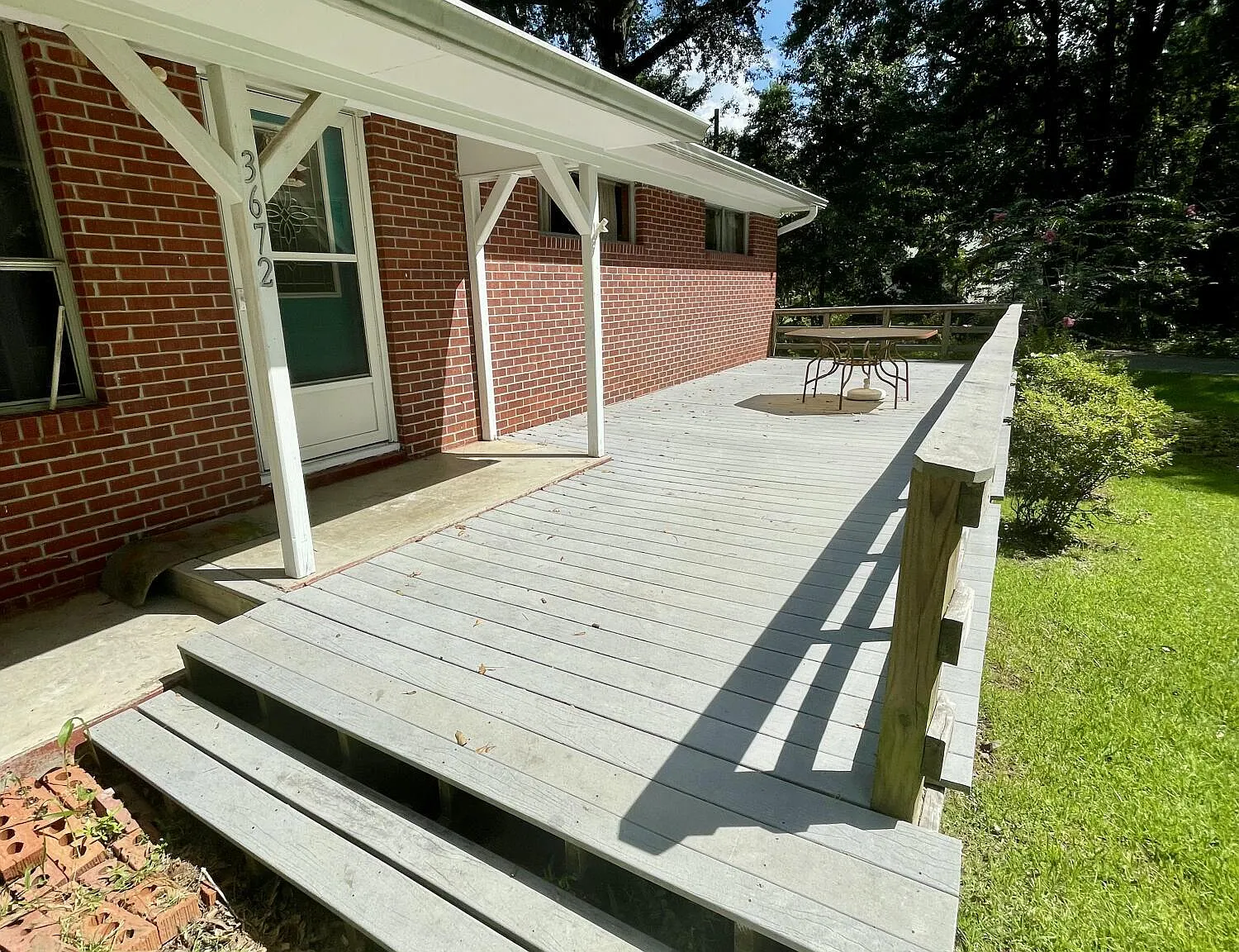 3 bed, 2.0 bath, $1,800 — Photo 4