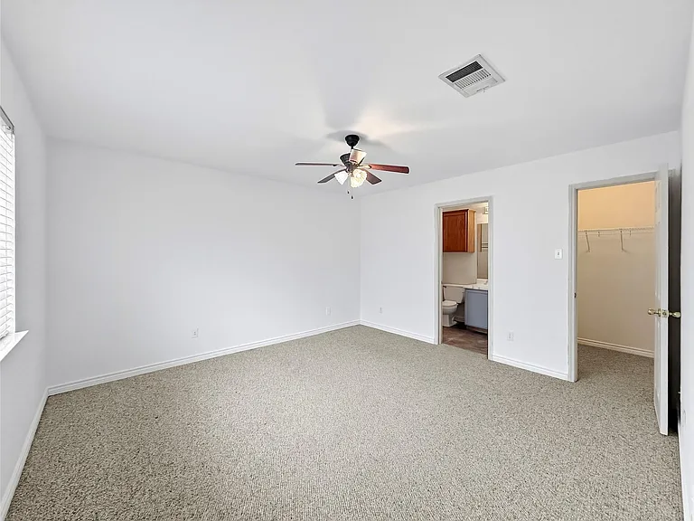 9215 Rowlands Sayle Rd — Photo 9