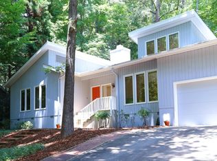 319 Old Forest Creek Dr, Chapel Hill, NC 27514