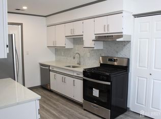 1612 Raspberry Ct, Edison, NJ 08817