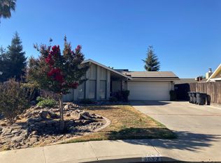 3024 W Orchard Ave, Visalia, CA