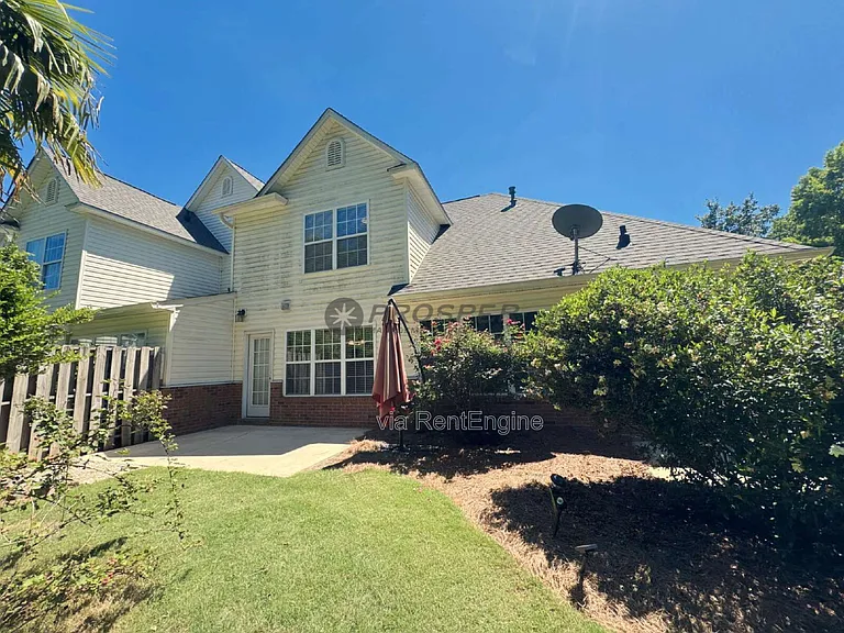 106 Wyndham Ct — Photo 22