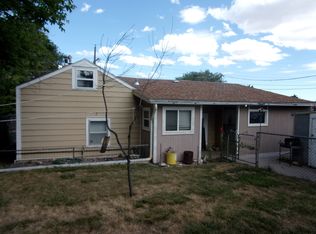 704 W 5th St, Cheyenne, WY 82007