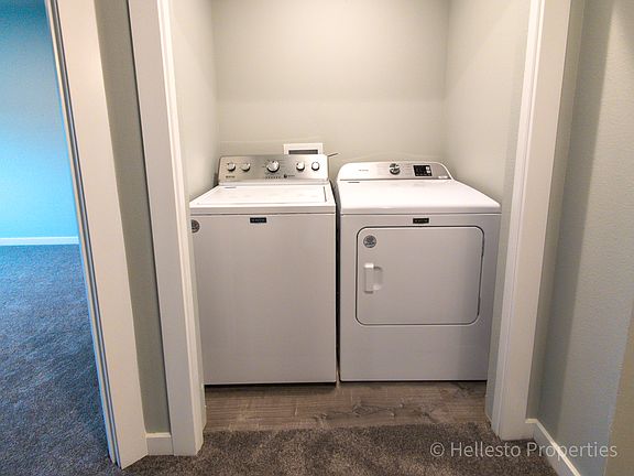 3rd image of 2494 SW Coho St
