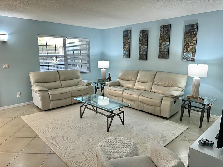 S Ocean Dr — Photo 7