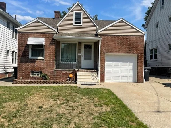 8209 Bancroft Ave, Cleveland, OH 44105