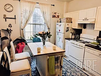 Rented by Brooklyn Heights Real Estate Inc