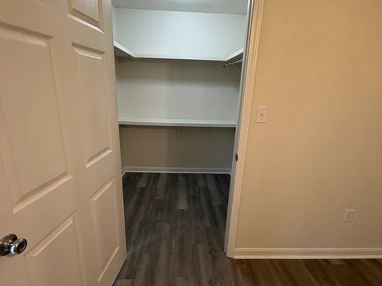 219 Wildwood Dr — Photo 12