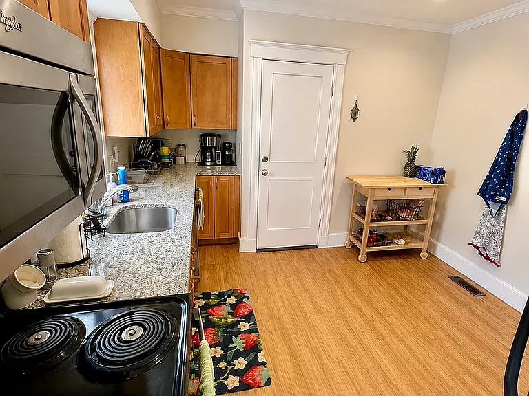 213 N St #1 — Photo 6