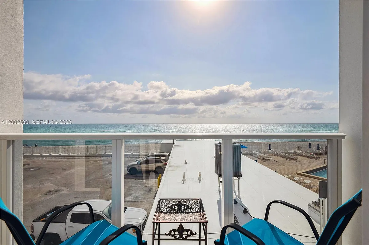 Building Photo - 3505 S Ocean Dr #212