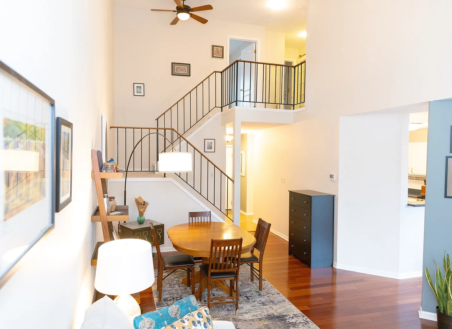 3 bed, 2.5 bath, 1836 sqft, $2,880 — Photo 4