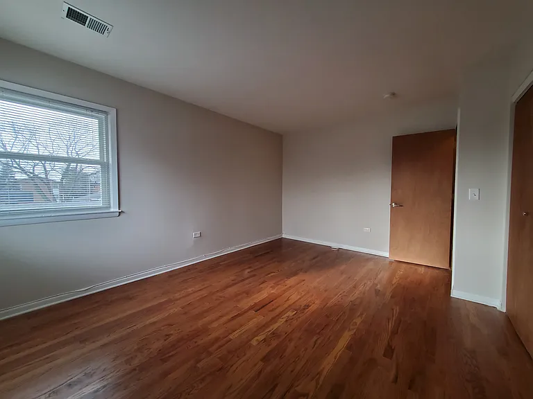 733 Dulles Rd #F — Photo 9