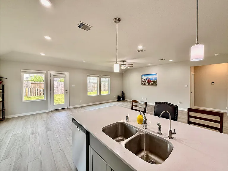 6415 Brazos Trail Dr — Photo 26