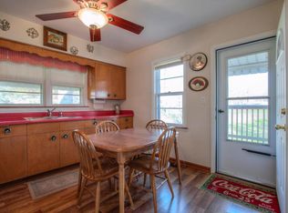 W1286 Posey Rd, Genoa City, WI 53128