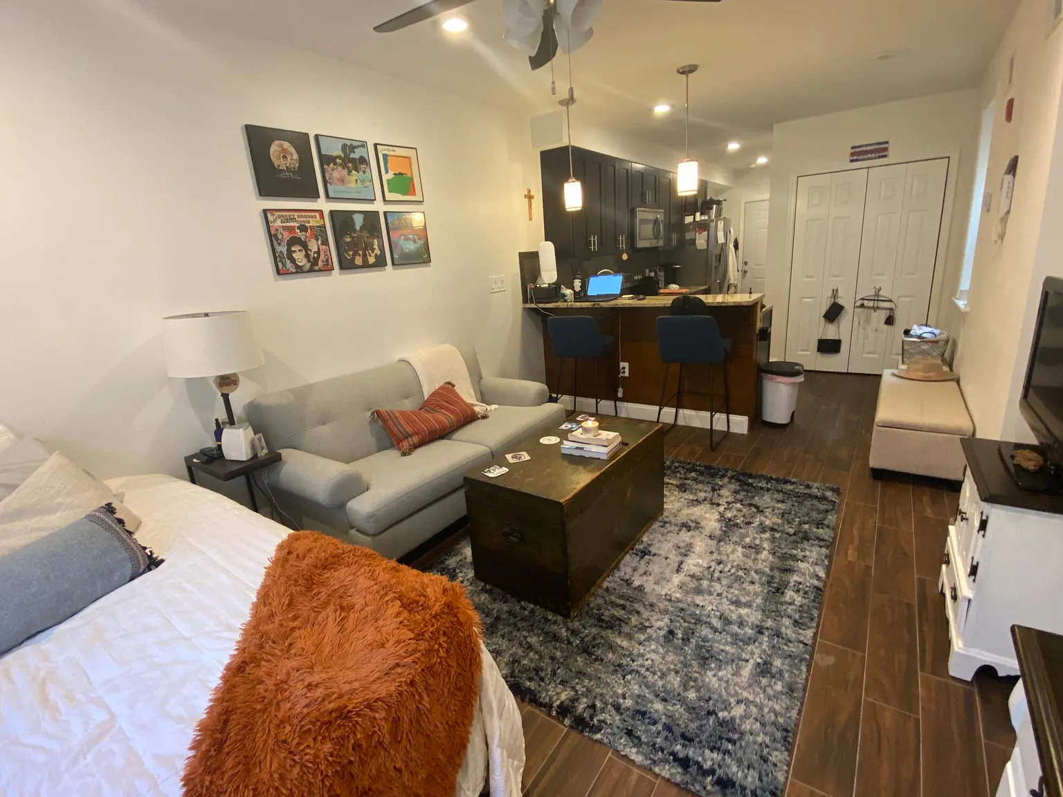1621 Brown St — Photo 3