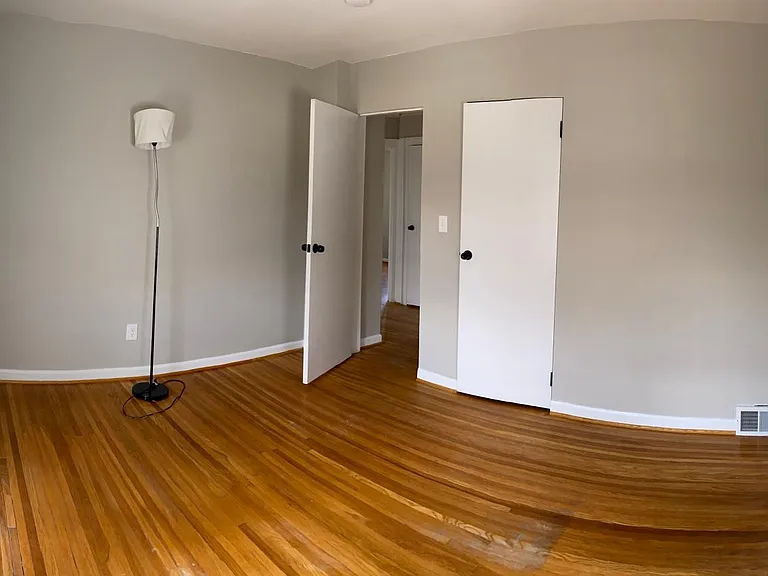 31 Taft Pl — Photo 8