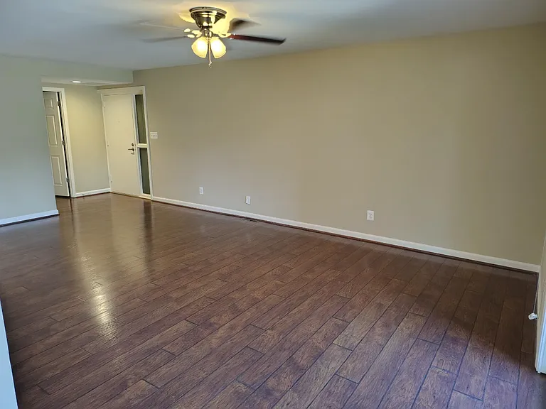 Residences at Pomona Park — Photo 28
