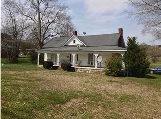 313 E Villanow St, La Fayette, GA 30728